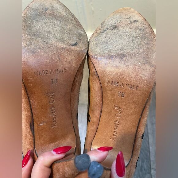 Kenneth Cole suede vintage made in Italy heels size 7B - Picture 6 of 6